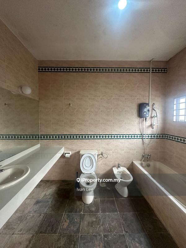 Rumah Berkembar untuk Dijual di Seksyen 19, Petaling Jaya oleh Ivan Lee - iProperty.com.my