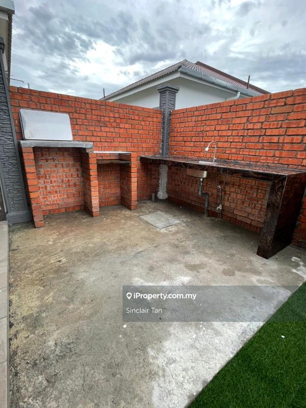 Rumah Berkembar untuk Dijual di Ujong Pasir, Melaka oleh Geoffery Wee - iProperty.com.my