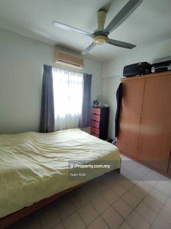 For Sale - Perdana Exclusive