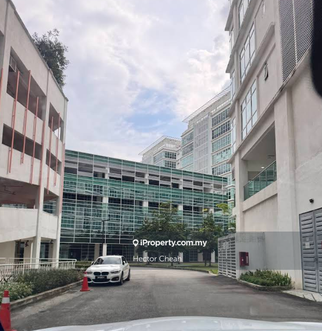 Service Residence for Sale in Medalla @ Oasis Corporate Park by Hector Cheah - iProperty.com.my