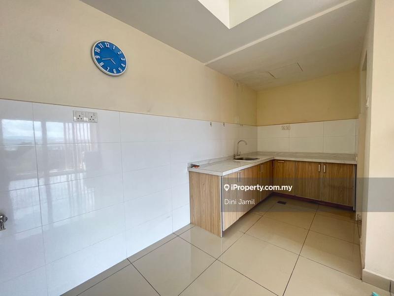 Service Residence for Sale in Suria Jelutong by Dini Jamil - iProperty.com.my