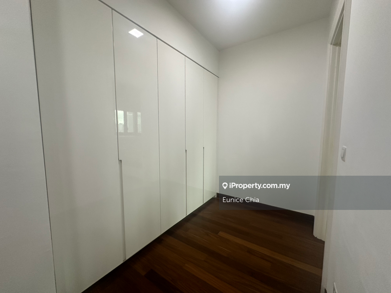 For Sale - Sastra U-Thant