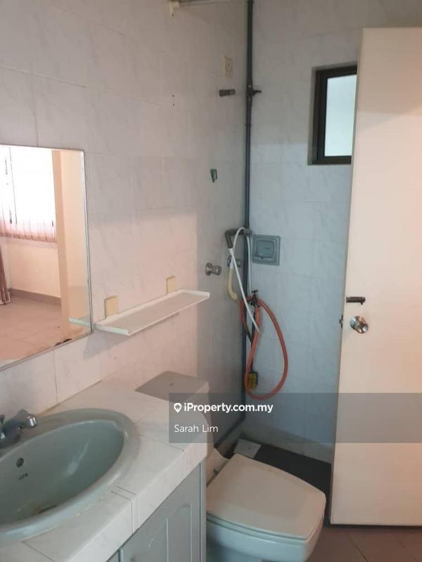 Bungalow House for Sale in Taman Bandaraya, Bangsar by Sarah Lim - iProperty.com.my