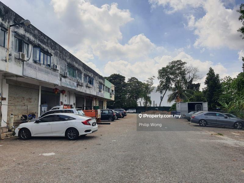 Terrace Factory for Sale in Taman Perindustrian Bukit Serdang, Seri Kembangan by Philip Wong - iProperty.com.my