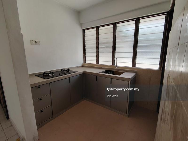 For Sale - Gugusan Melur