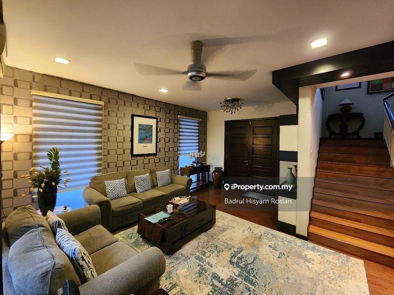 Rumah Berkembar untuk Dijual di Anjung Suasana Bandar Seri Putra Bangi, Bangi oleh Badrul Hisyam Roslan - iProperty.com.my