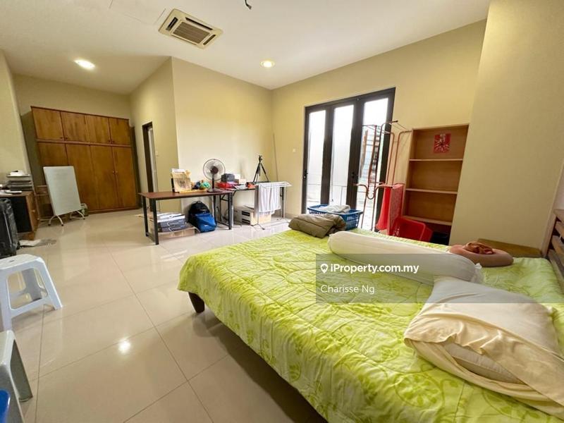 Rumah Berkembar untuk Dijual di Bukit Sungai Long, Kajang oleh Charisse Ng - iProperty.com.my