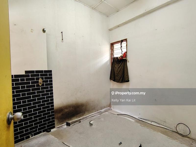 Shop / Office for Sale in Pandan Jaya, Ampang by Kelly Yan Kai Lit - iProperty.com.my