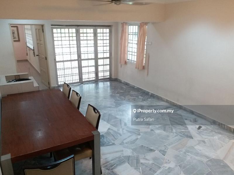 Rumah Berkembar untuk Dijual di Seksyen 9, Shah Alam oleh Putra Safari - iProperty.com.my
