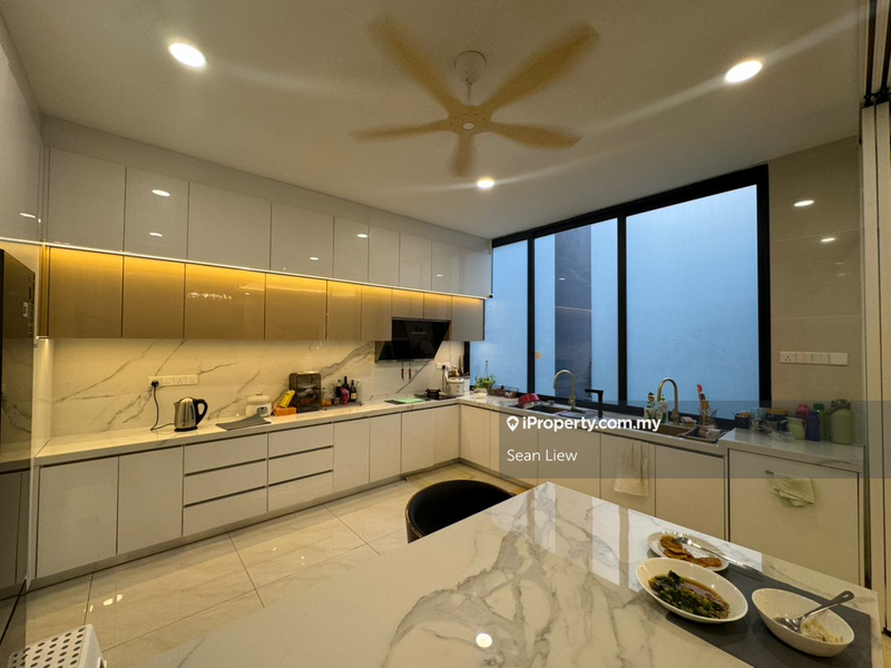 4-storey Terraced House for Sale in Empire Residence , Damansara Perdana, Petaling Jaya by Sean Liew - iProperty.com.my