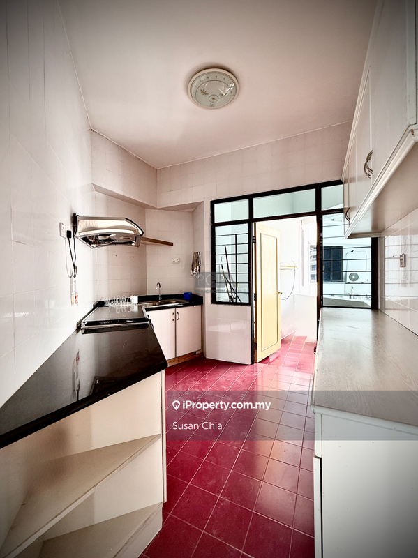Condominium for Sale in Marina Tower (Ratu Mutiara) by Susan Chia - iProperty.com.my