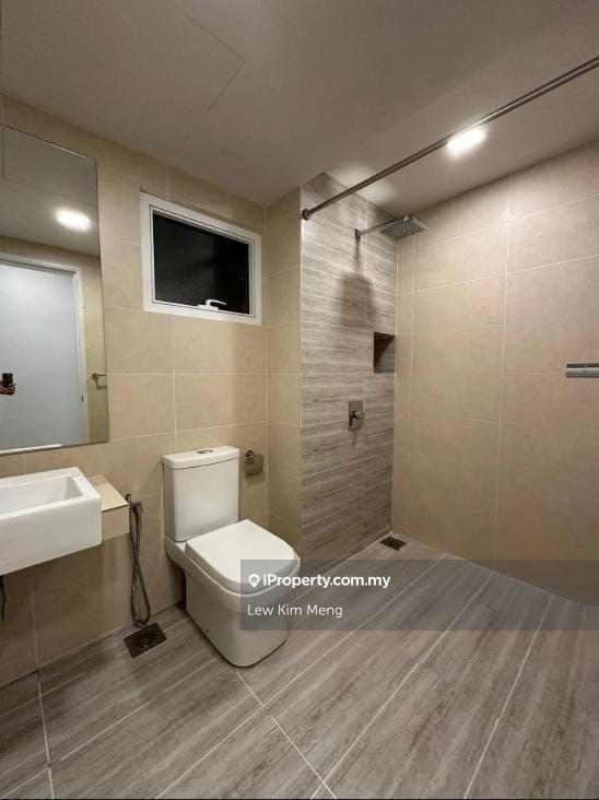 Service Residence for Sale in Windmill upon Hills by Lew Kim Meng - iProperty.com.my