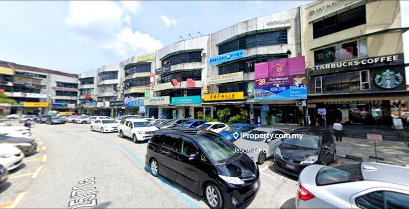 For Sale - GOOD DEAL! POTENTIAL ROI 5% , FREEHOLD