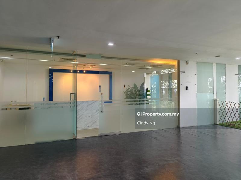 For Rent - One City - Sky Park Office Suites