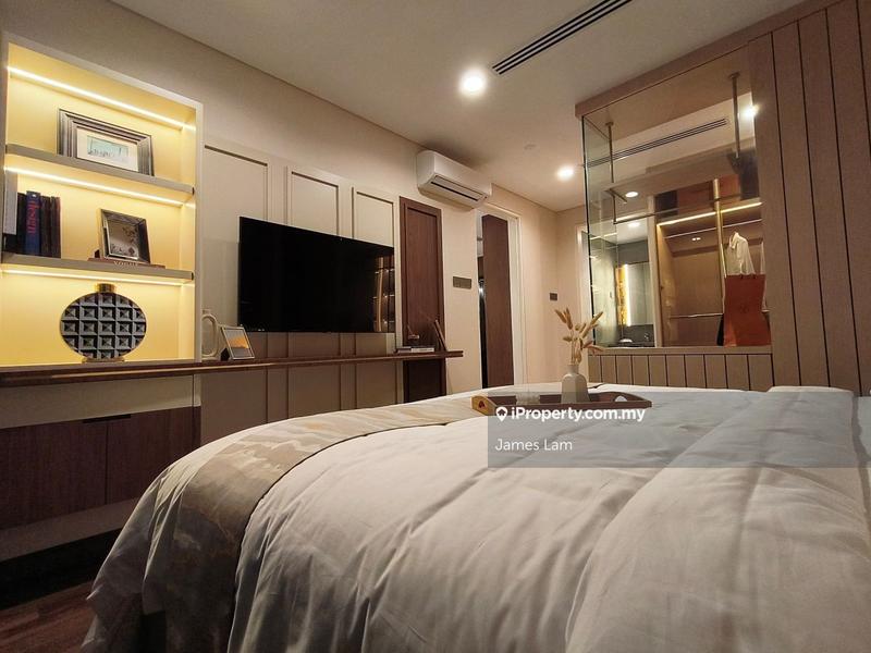 For Sale - Times Square 2