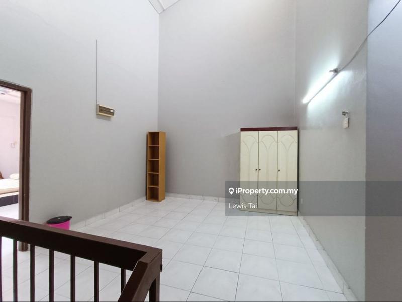 Rumah Berangkai 2 Tingkat untuk Dijual di Desa Tebrau, Johor Bahru oleh Lewis Tai - iProperty.com.my