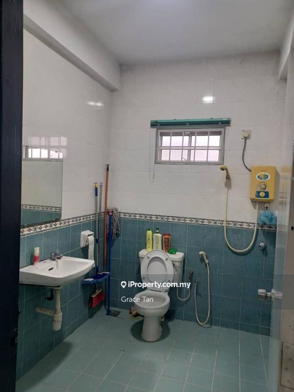 Rumah Berangkai 2 Tingkat untuk Dijual di Bukit Rahman Putra, Sungai Buloh oleh Grace Tan - iProperty.com.my