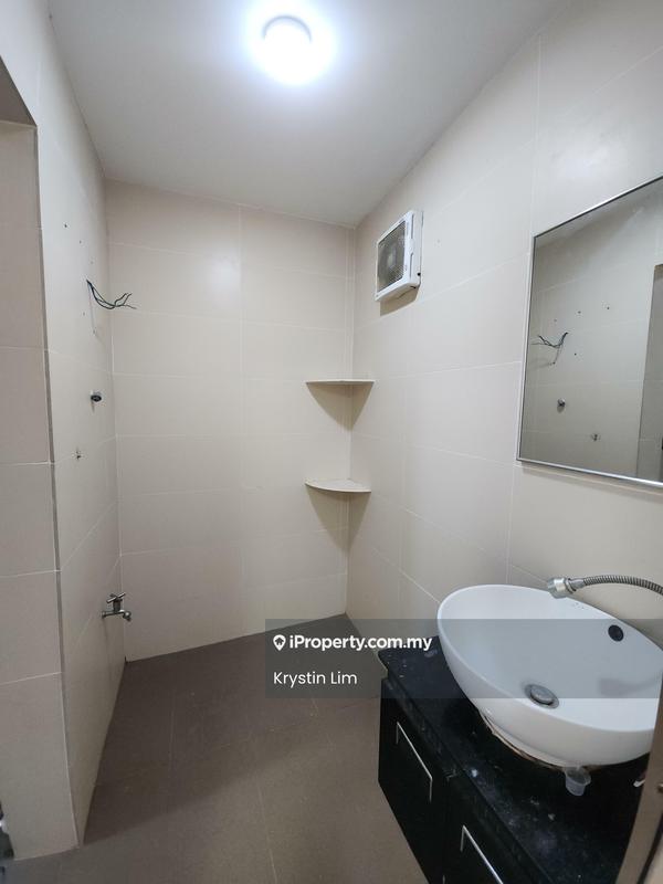 Rumah Teres 2-Tingkat untuk Dijual di Kota Kemuning, Shah Alam oleh Krystin Lim - Bathroom - iProperty.com.my
