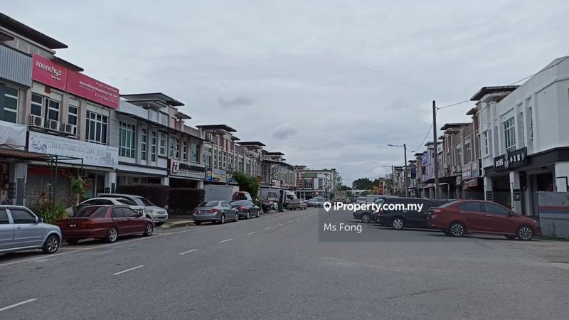 For Sale - Double Storey Corner Shoplot For Sale @ Taman Merdeka Permai, Batu Berendam