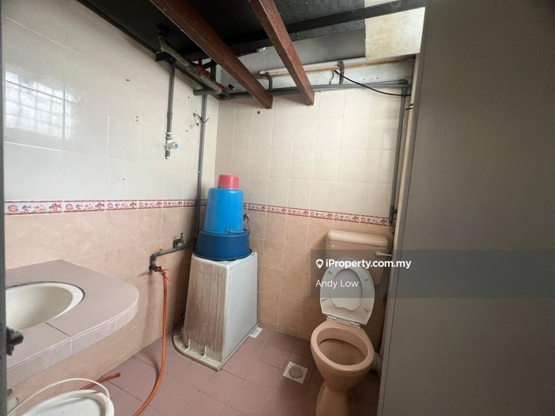 Flat for Sale in Putri Laksamana by Andy Low - iProperty.com.my