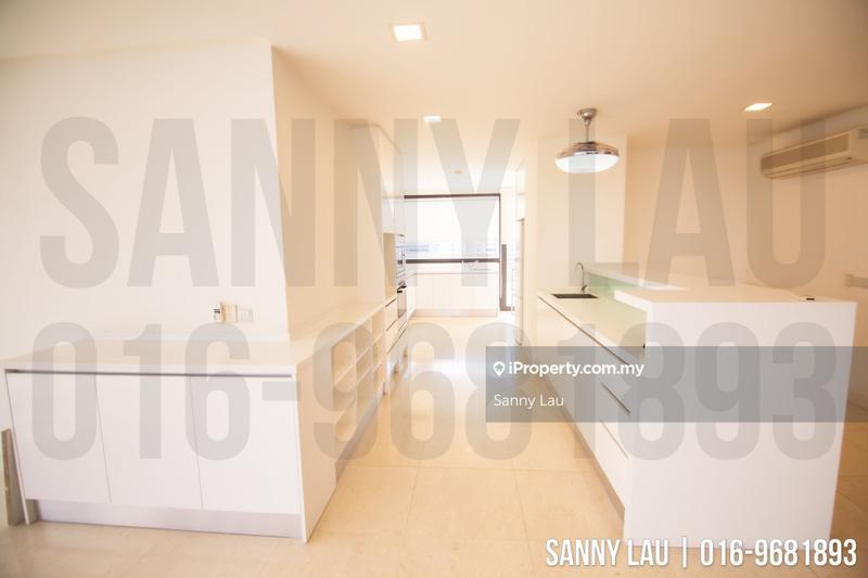 For Sale - 6 CapSquare