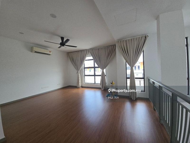 Rumah Berangkai 2.5 Tingkat untuk Dijual di Alam Impian Ttdi, Shah Alam oleh Hui Xin - iProperty.com.my