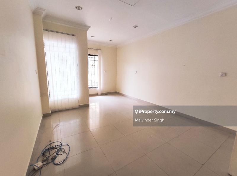 Banglo untuk Dijual di Ampang Hilir, Ampang oleh Mel Walia - iProperty.com.my