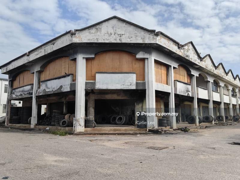 Shop-Office for Sale in Bandar Amanjaya, Sungai Lalang by Girlie Lee - iProperty.com.my