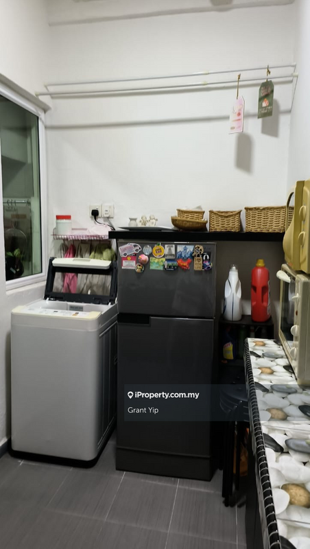 Condominium for Sale in The iResidence by Grant Yip - iProperty.com.my