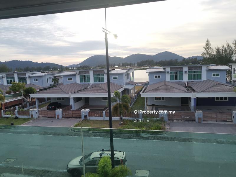 3-storey Terraced House for Sale in Marina Island, Lumut by Jeff Lim - iProperty.com.my