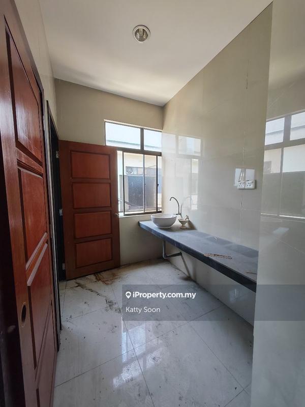 Shop / Office for Sale in Taman Serdang Perdana, Seri Kembangan by Katty Soon - iProperty.com.my