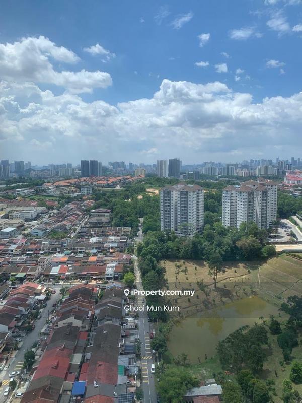 Residensi Servis untuk Dijual di EkoCheras oleh CM Kum - iProperty.com.my