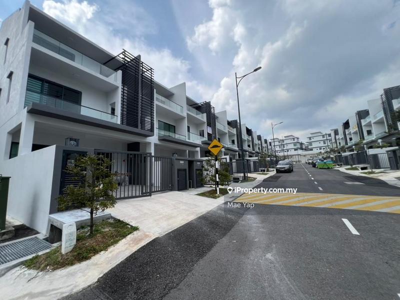 3-storey Terraced House for Sale in Batu 9, Cheras, Ampang, Hulu Langat, Cheras by Mae Yap - iProperty.com.my