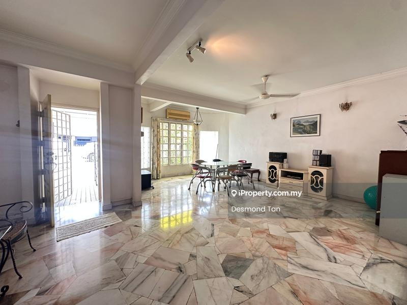 2-storey Terraced House for Sale in Taman Sea, Petaling Jaya by Desmond Tan - Living Room - iProperty.com.my