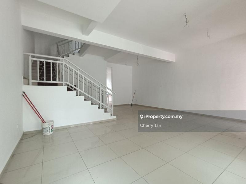 Rumah Berangkai 2 Tingkat untuk Dijual di 24x75 Big 2 Storey Taman Saujana Tehel Bukit Katil, Bukit Katil oleh Cherry Tan - iProperty.com.my