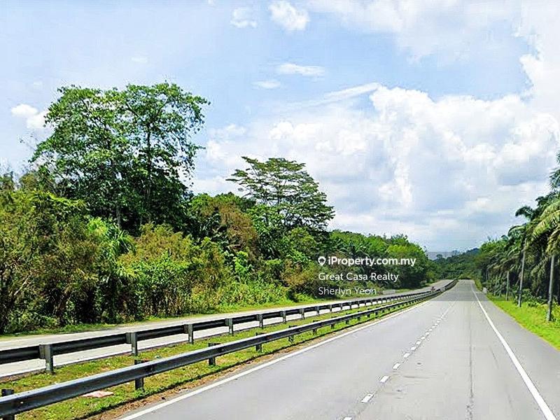 For Sale - Slim River Land Next to Main Road Highway