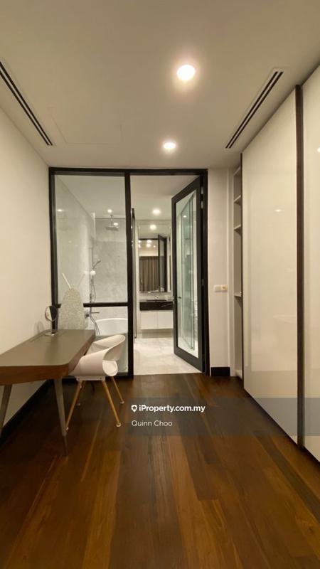 For Sale - Banyan Tree Signatures