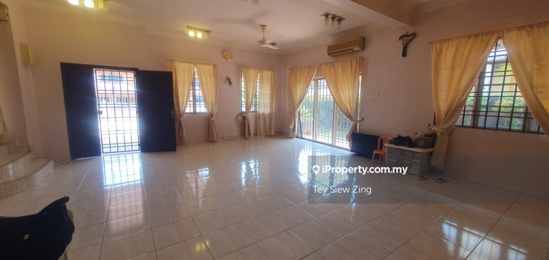 Semi-Detached House for Sale in Taman Bukit Serdang, Seri Kembangan by Tey Siew Zing - iProperty.com.my