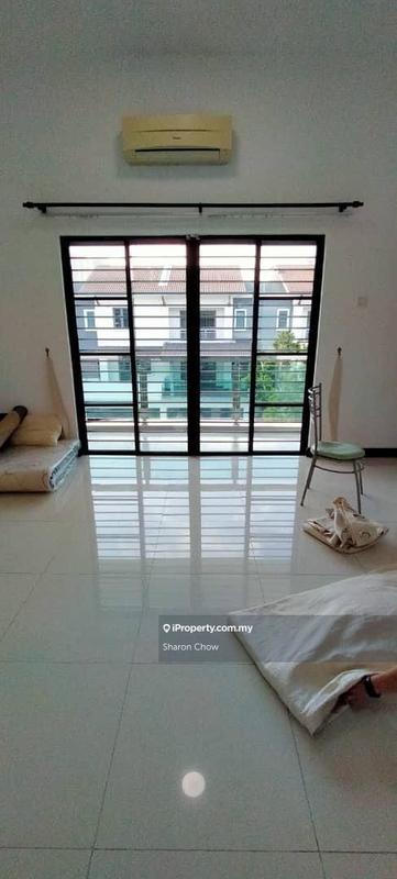 Rumah Teres 2.5-Tingkat untuk Dijual di Taman Meranti Jaya, Puchong oleh Sharon Chow - iProperty.com.my