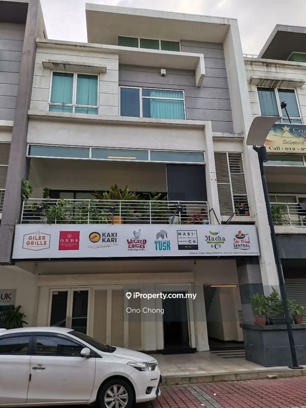 Kedai untuk Disewa di Kelana Jaya Ara Damansara Subang, Petaling Jaya oleh Ono Chong - iProperty.com.my