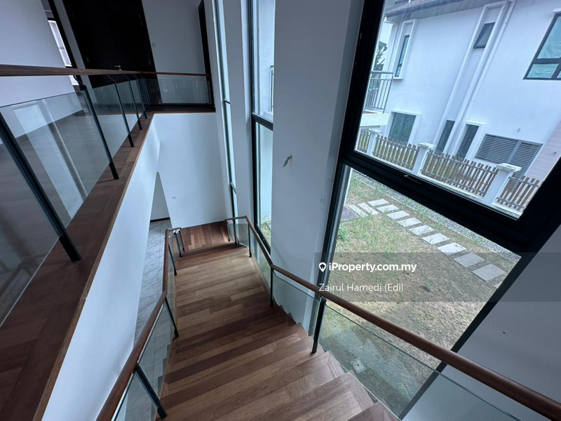 Banglo untuk Dijual di Subang Bestari, Shah Alam oleh Zairul Hamedi (Edi) - iProperty.com.my