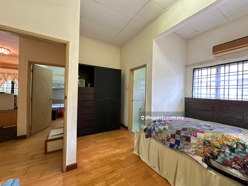 Rumah Berangkai 2 Tingkat untuk Dijual di Bukit Jelutong, Shah Alam oleh Candy Chung - iProperty.com.my
