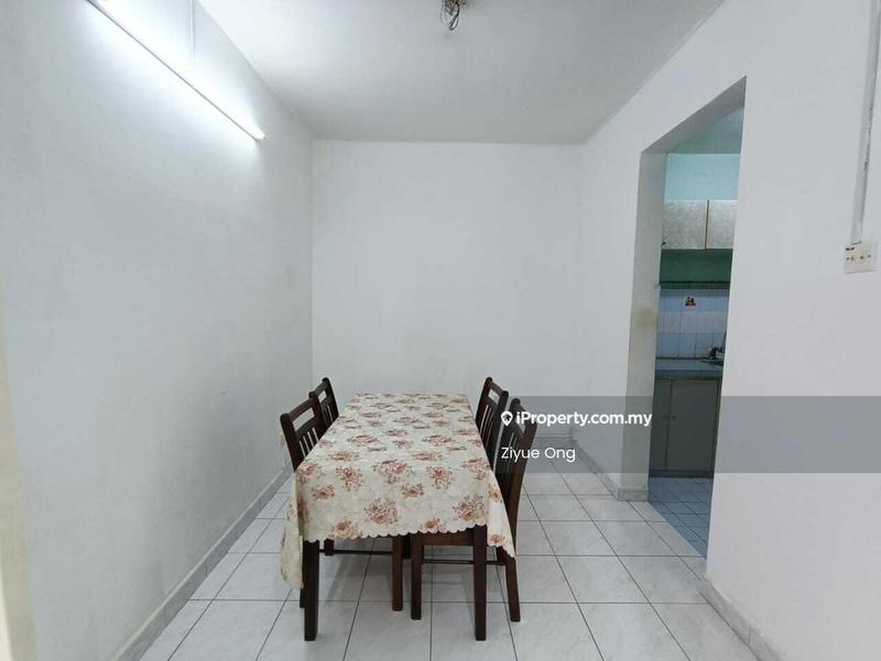Pangsapuri untuk Dijual di Sri Cempaka (Puchong Jaya) oleh Ziyue Ong - Dining Room - iProperty.com.my