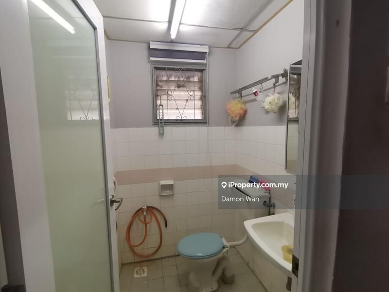 Apartment for Sale in Pelangi Court by Damon Wan - iProperty.com.my