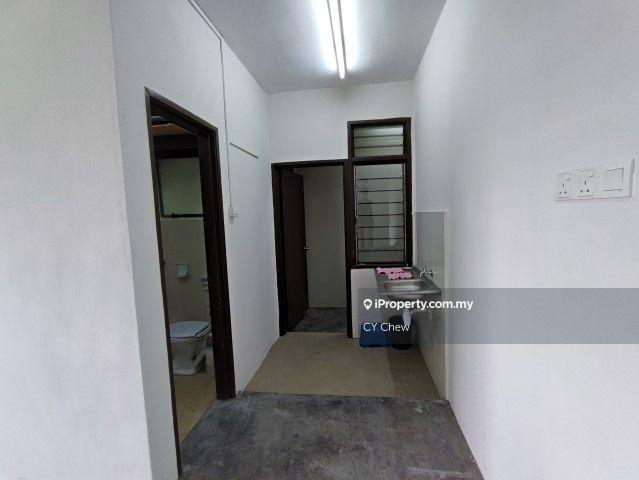 Flat for Sale in Taman Ehsan Jaya by CY Chew - iProperty.com.my
