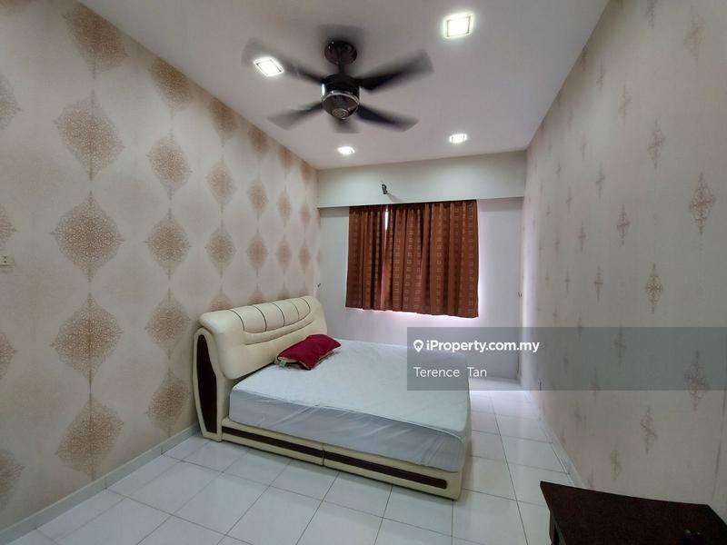 Service Residence for Sale in Jentayu Residensi @ Tampoi by Terence Tan - iProperty.com.my