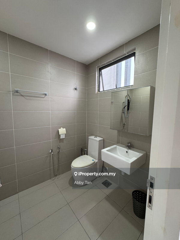 Rumah Teres untuk Disewa di Lunaria Resort Home, Bandar Sri Sendayan oleh Abby Tan - iProperty.com.my