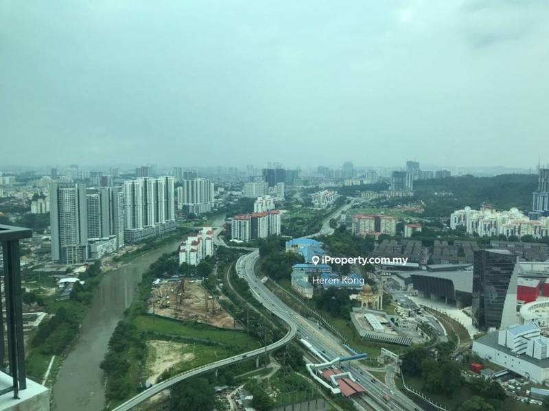 Kediaman Servis untuk Dijual di Vogue Suites One oleh Heren Kong - iProperty.com.my