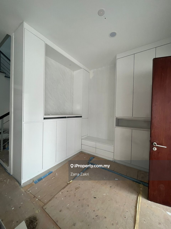 Rumah Teres 2.5-Tingkat untuk Dijual di Astana Kemensah, Ampang oleh Zana Zakri - iProperty.com.my
