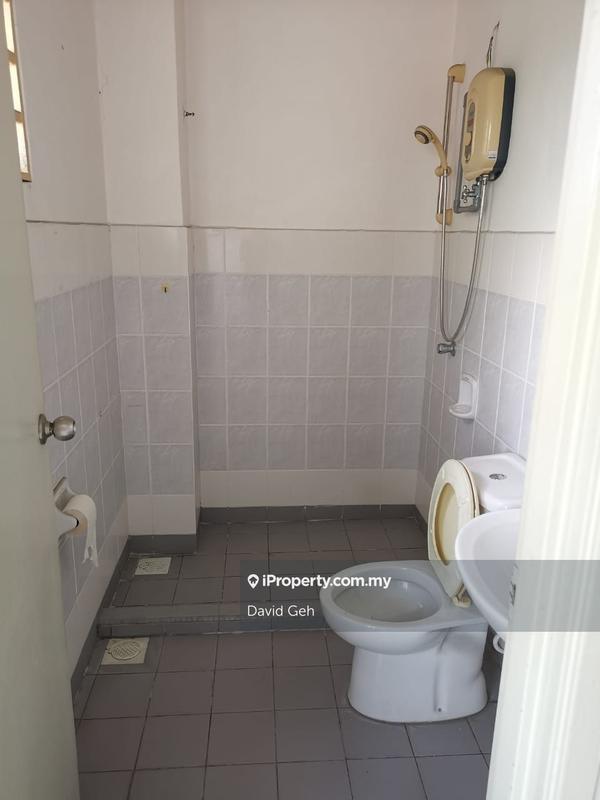 Rumah Berangkai 2 Tingkat untuk Dijual di kjtqa, Seri Kembangan oleh David Geh - iProperty.com.my
